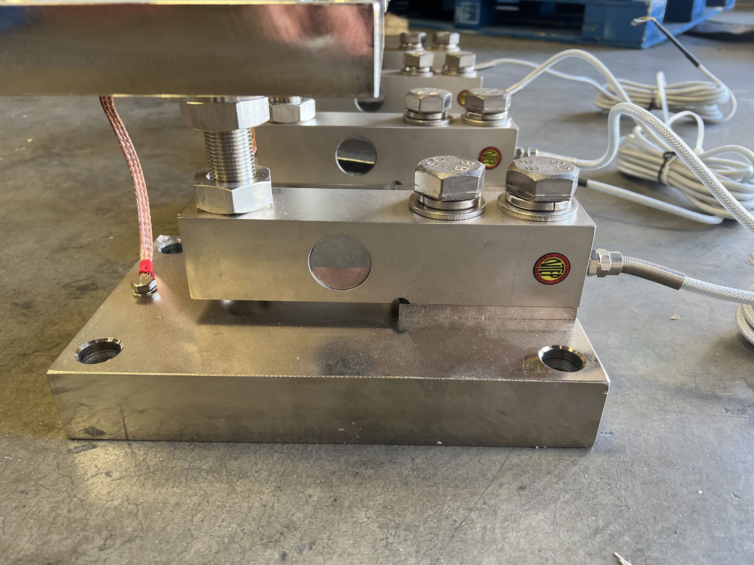 US-HDTM3-10K Tank Mount Load Cell Kit with 3 Load Cells (10,000 lb) - Image 5
